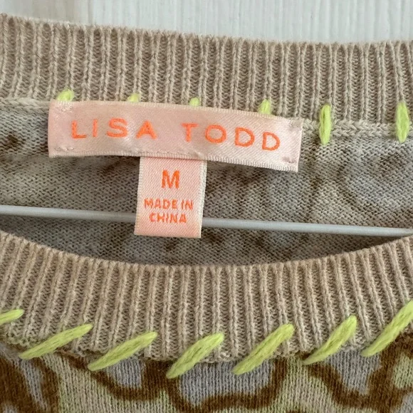 Lisa Todd Green and Cream Graphic Ribbed Blouse - Picture 3 of 4